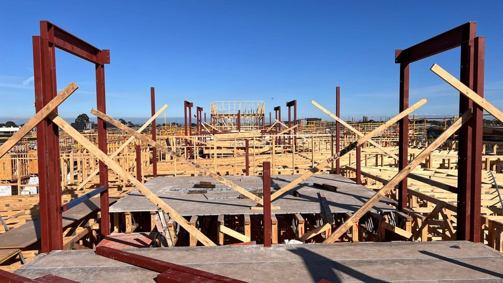 Structural steel installation for the Rockbank project by Heidelberg Lintels
